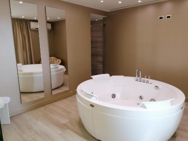 Hotel Camelia image 10