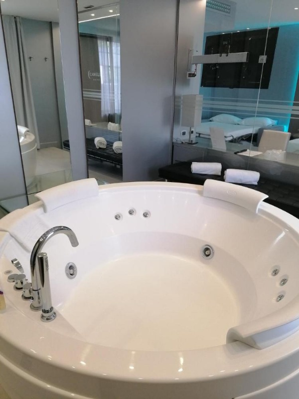 Hotel Camelia image 25